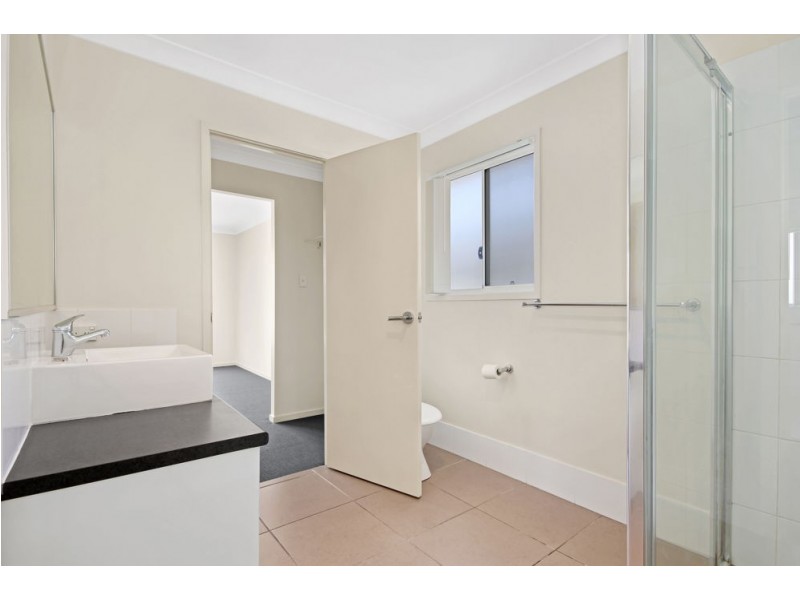 2/71 Sibley Rd, Wynnum West QLD 4178