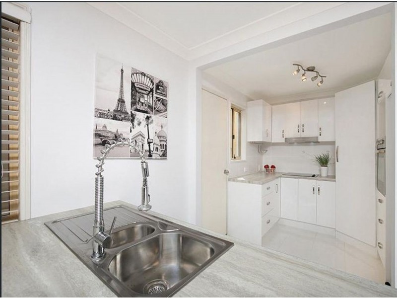 89 Kingsley Terrace, Manly QLD 4179