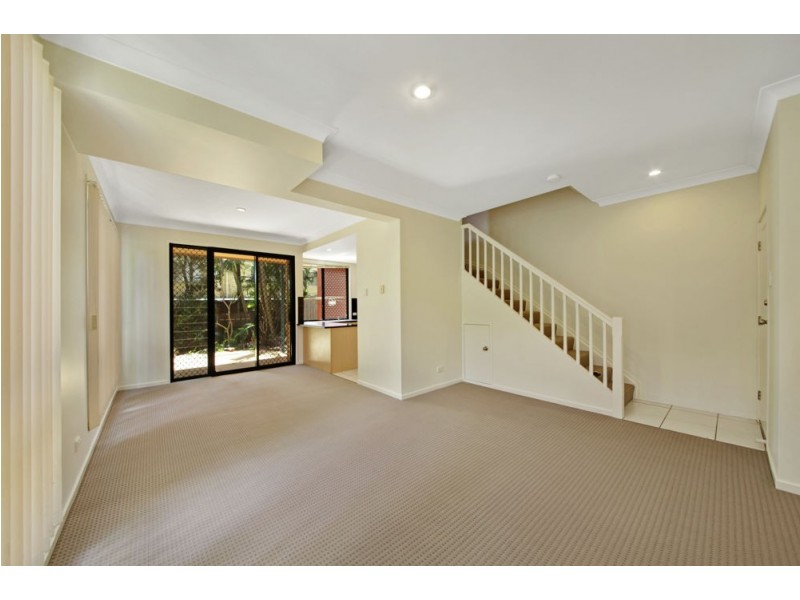 2/105 Hall Street, Alderley QLD 4051