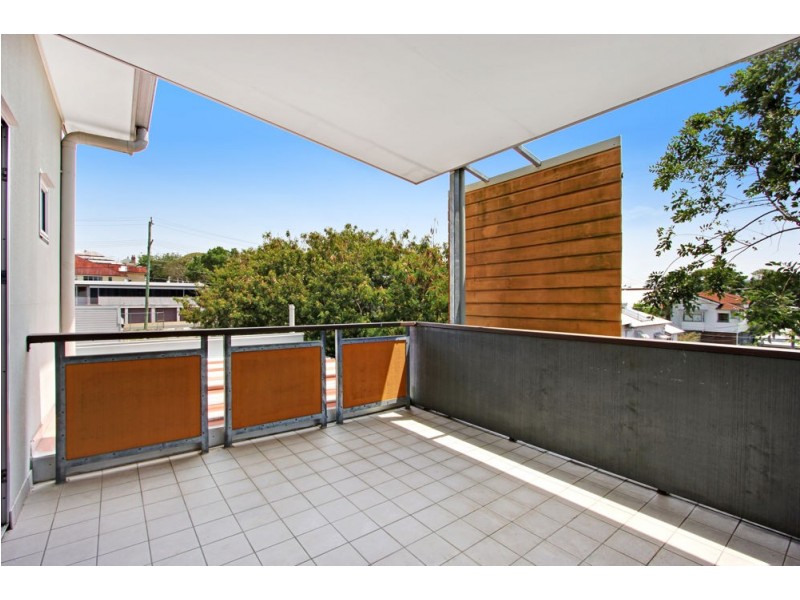 8/75 Hardgrave Road, West End QLD 4101