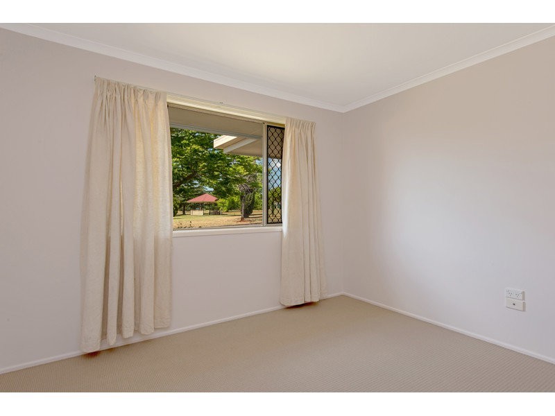 15 Jimbour Drive, Newtown QLD 4350