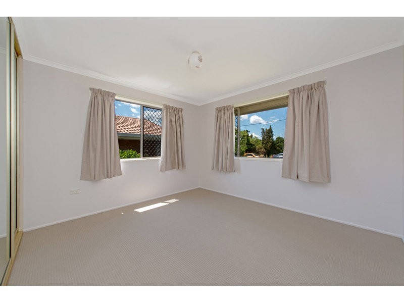 15 Jimbour Drive, Newtown QLD 4350