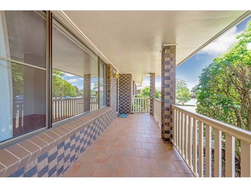 15 Jimbour Drive, Newtown QLD 4350