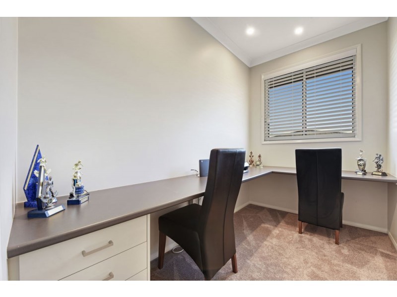 13 Sportsman Drive, Highfields QLD 4352