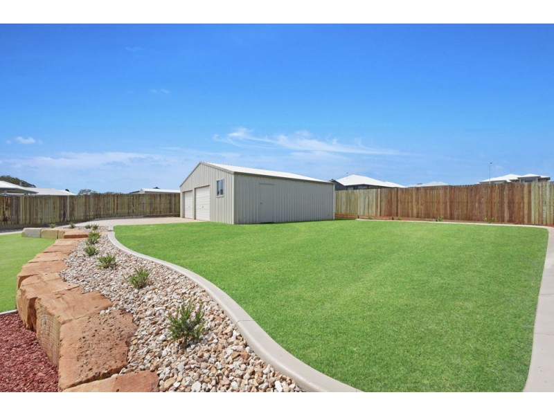 13 Sportsman Drive, Highfields QLD 4352