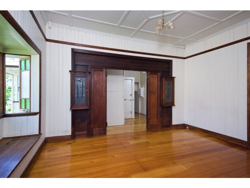 44 Ashgrove Avenue, Ashgrove QLD 4060