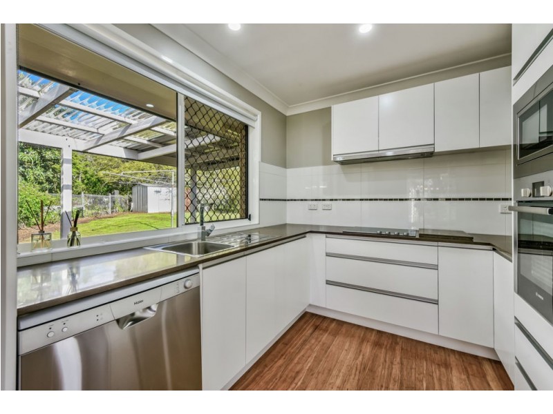 14 Leichhardt Street, Centenary Heights QLD 4350