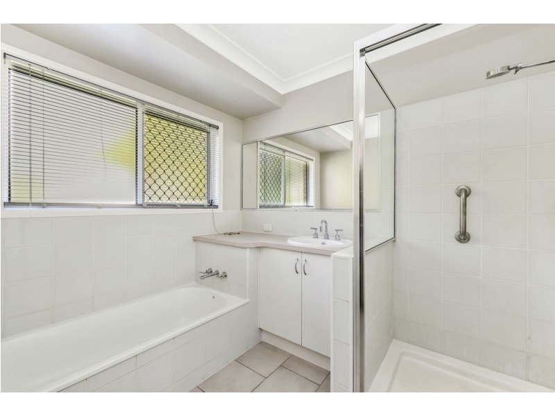 14 Leichhardt Street, Centenary Heights QLD 4350