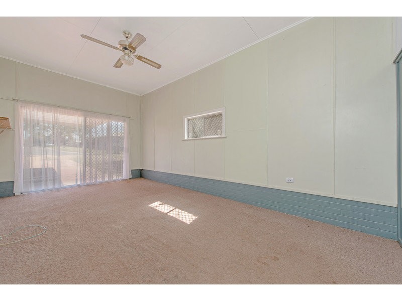 10A Esmond Street, Rockville QLD 4350