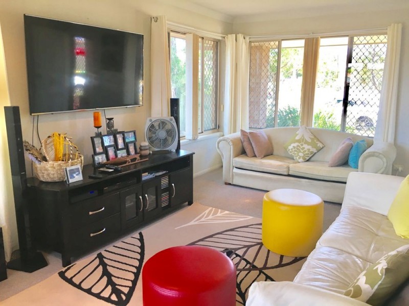 1 Tracey Street, Wynnum West QLD 4178