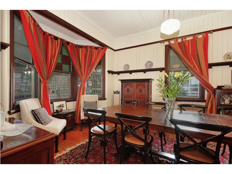 22 London Road, Clayfield QLD 4011