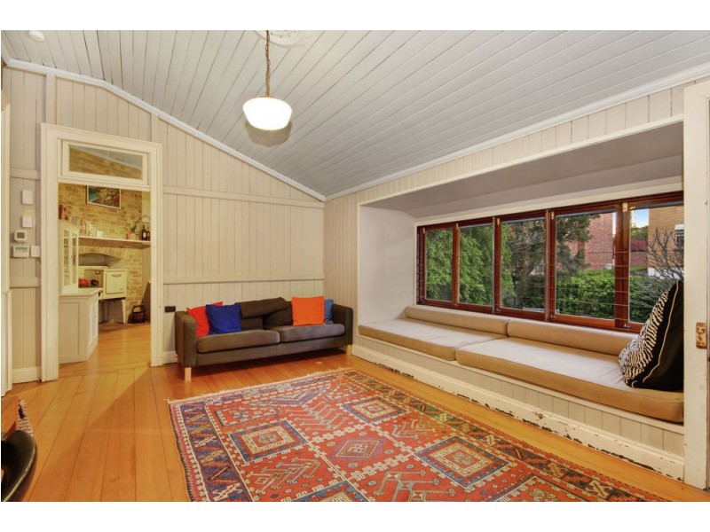 22 London Road, Clayfield QLD 4011