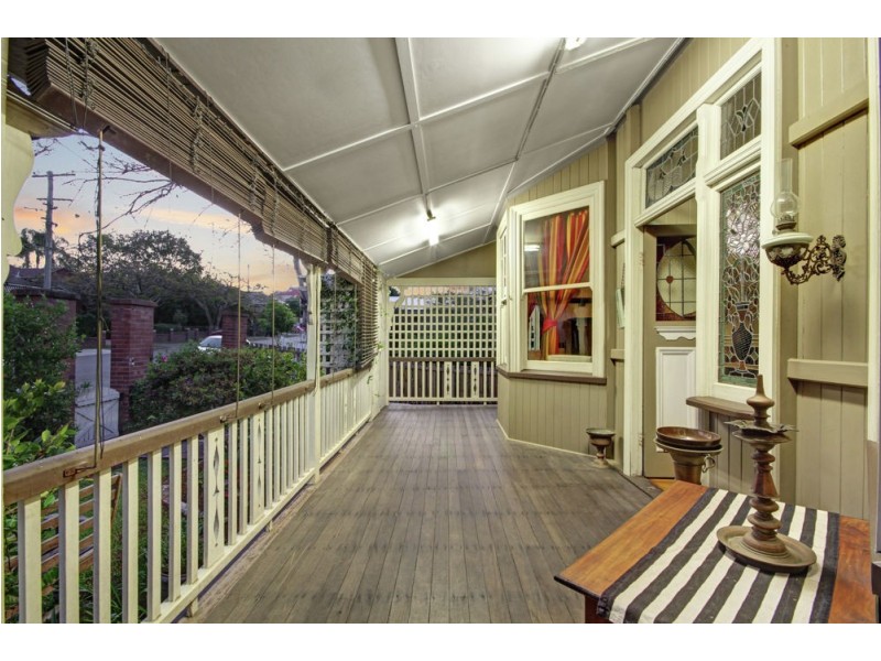 22 London Road, Clayfield QLD 4011