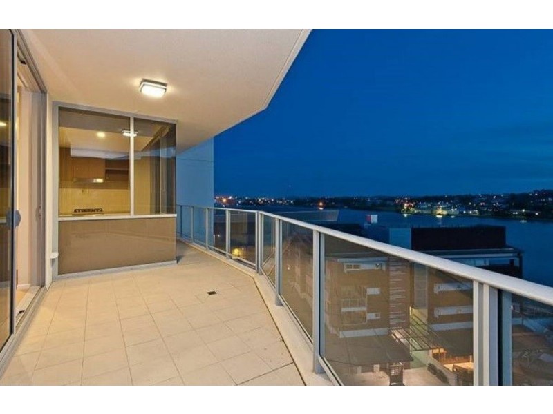 4019/37C Harbour Road, Hamilton QLD 4007