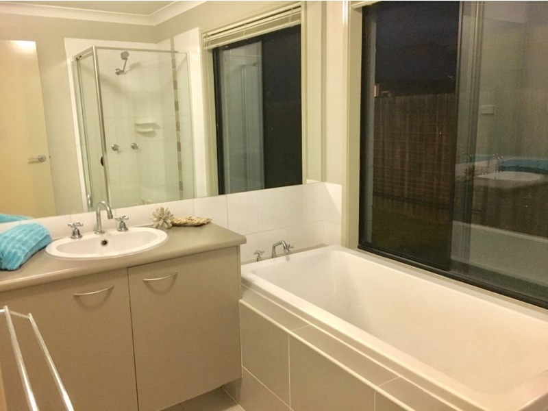 48 Habitat Drive, Wakerley QLD 4154