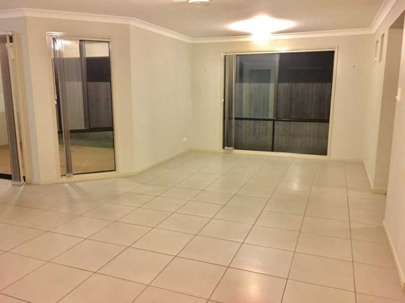 48 Habitat Drive, Wakerley QLD 4154