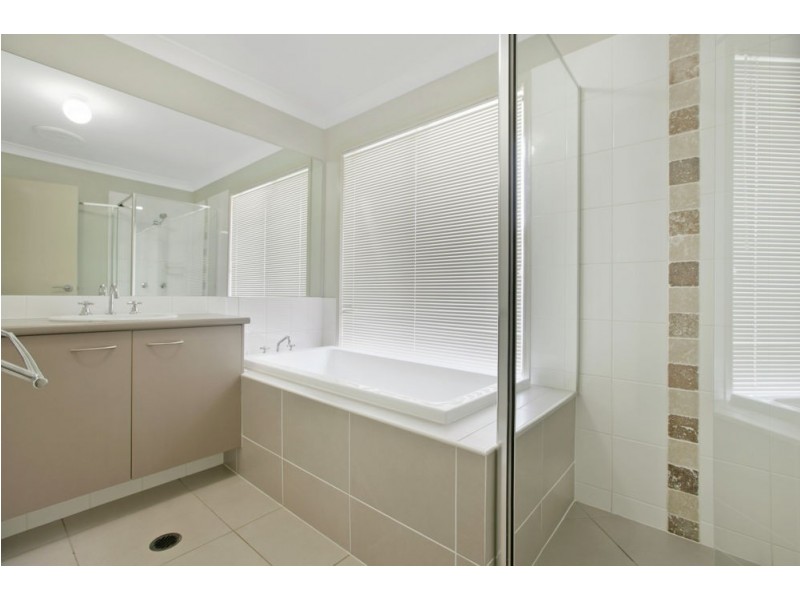 48 Habitat Drive, Wakerley QLD 4154