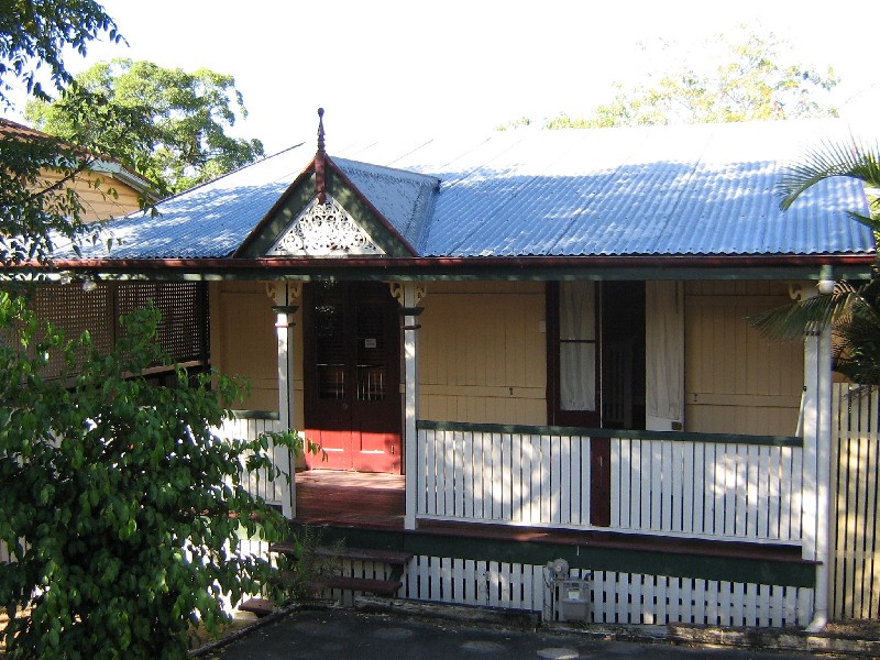 110 Arthur Tce, Red Hill QLD 4059