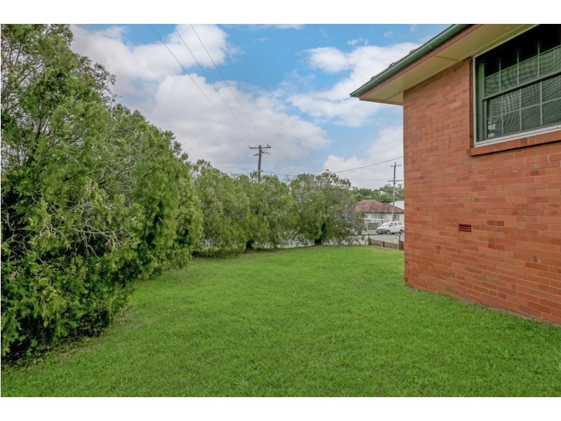 15 Judge Street, Norman Park QLD 4170