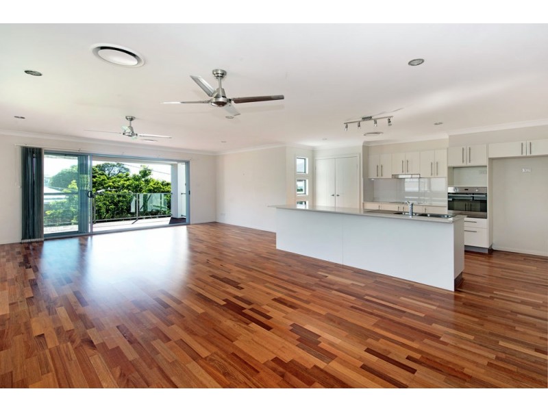 48 Shepherd St, Wynnum QLD 4178
