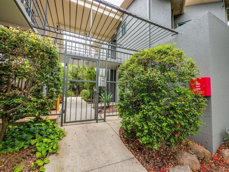 8/9 Blackwood Street, Mitchelton QLD 4053