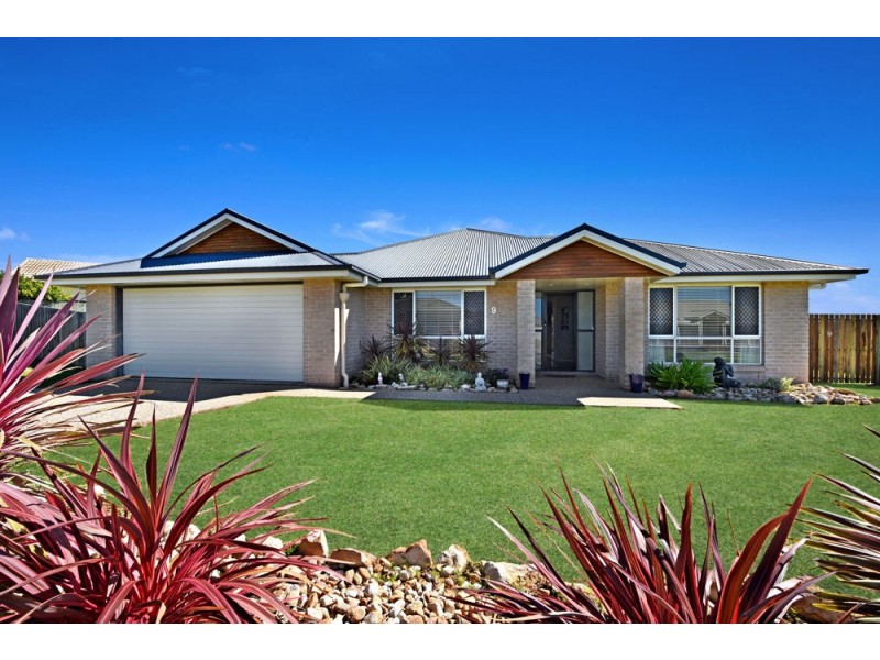 9 Koel Crescent, Highfields QLD 4352