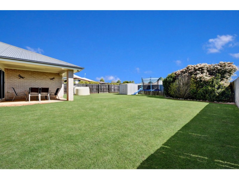 9 Koel Crescent, Highfields QLD 4352