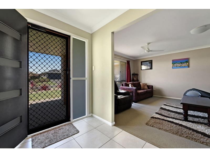 9 Koel Crescent, Highfields QLD 4352