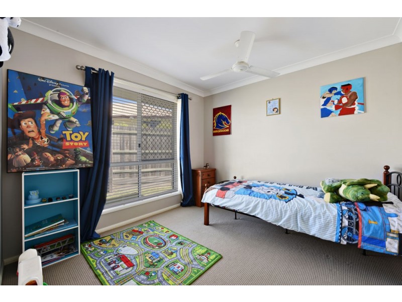 9 Koel Crescent, Highfields QLD 4352