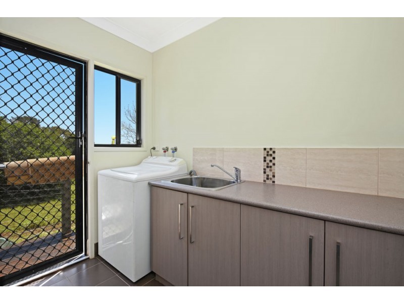32a Woolmer Road, Highfields QLD 4352