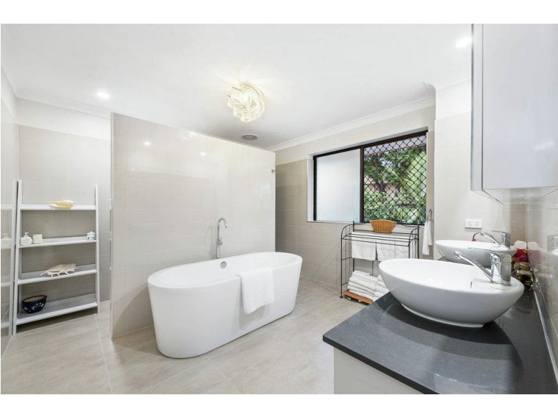 39 Remick Street, Stafford Heights QLD 4053