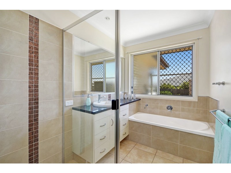 7 Hendra Court, Kleinton QLD 4352