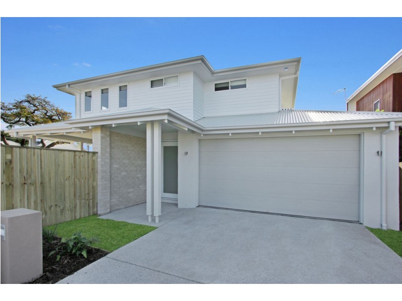 2 Golden Square, Hendra QLD 4011