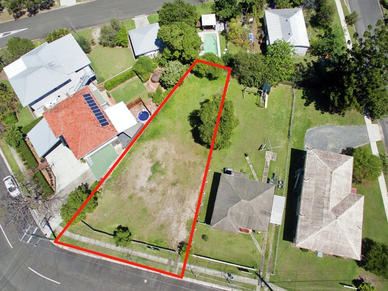 11 Macdonald Street, Lota QLD 4179