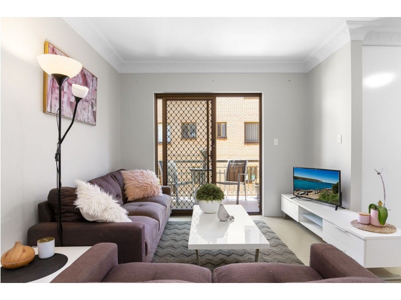 2/15 Salt Street, Windsor QLD 4030