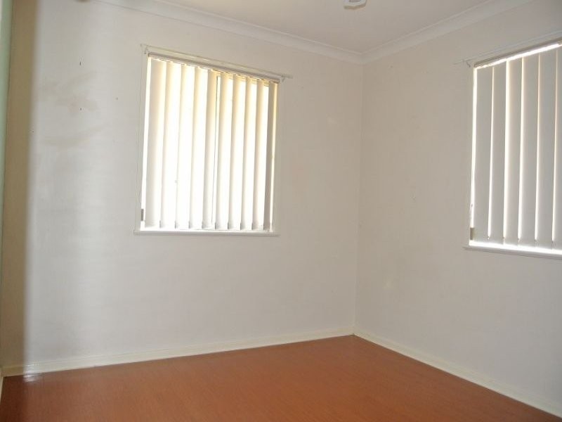 15 Quelch Street, Rockville QLD 4350