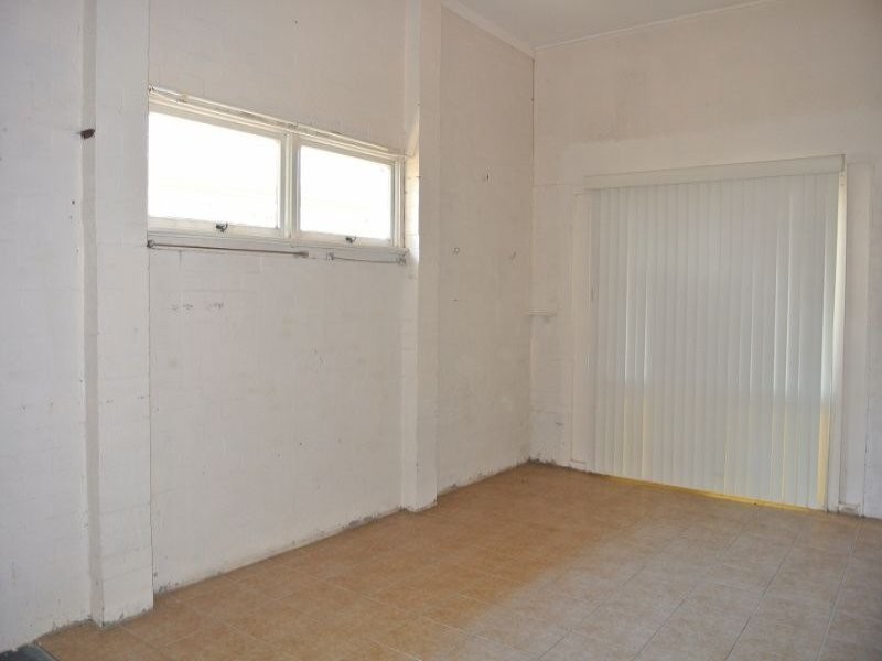 15 Quelch Street, Rockville QLD 4350