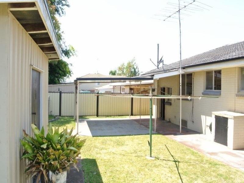 15 Quelch Street, Rockville QLD 4350