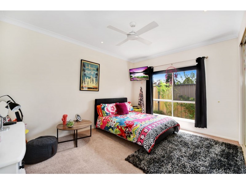 10 Parsley Drive, Middle Ridge QLD 4350
