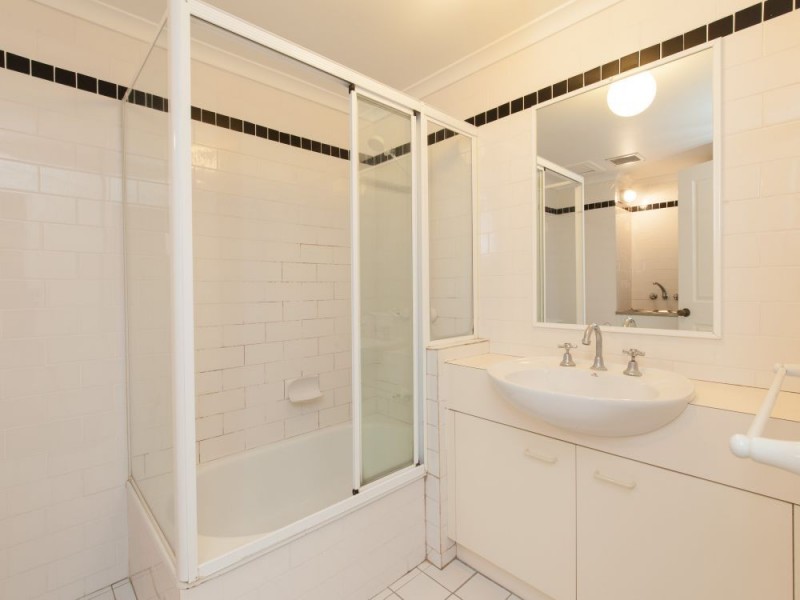 2/38 Herston Road, Kelvin Grove QLD 4059