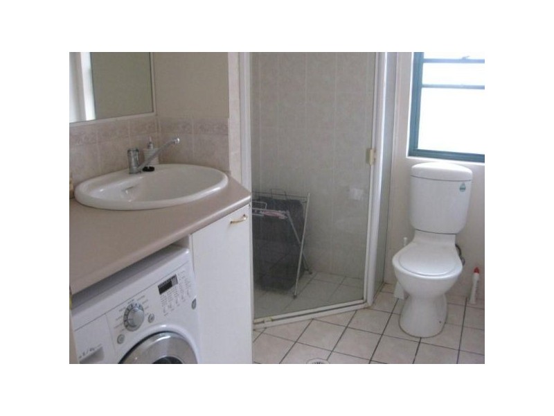 8/128 Sydney Street, New Farm QLD 4005