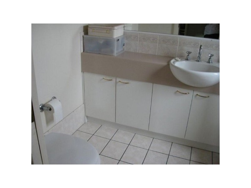 8/128 Sydney Street, New Farm QLD 4005