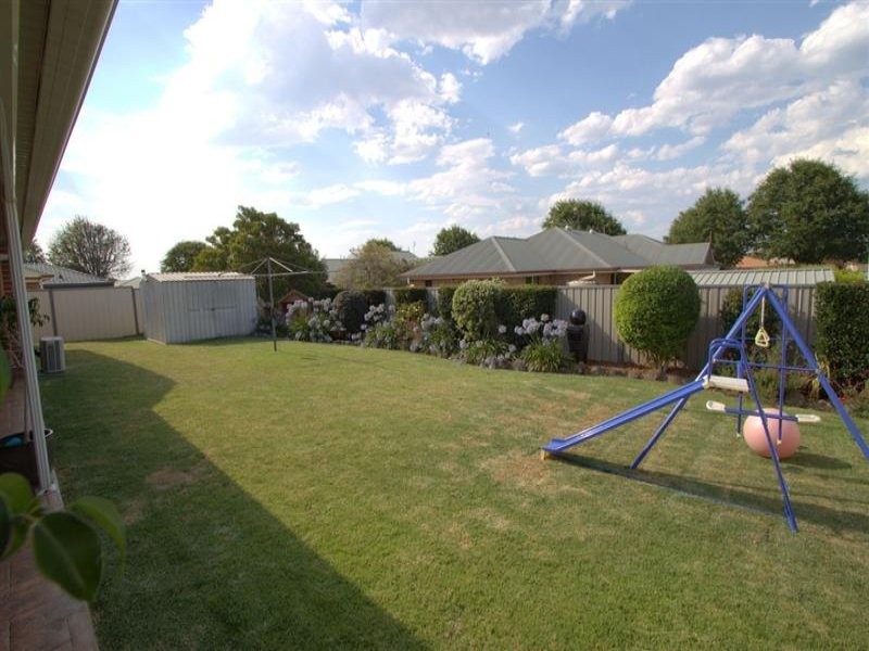 21 Mengel Court, Middle Ridge QLD 4350