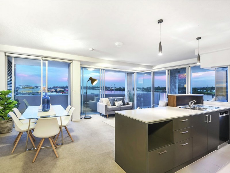 824/43 Hercules Street, Hamilton QLD 4007