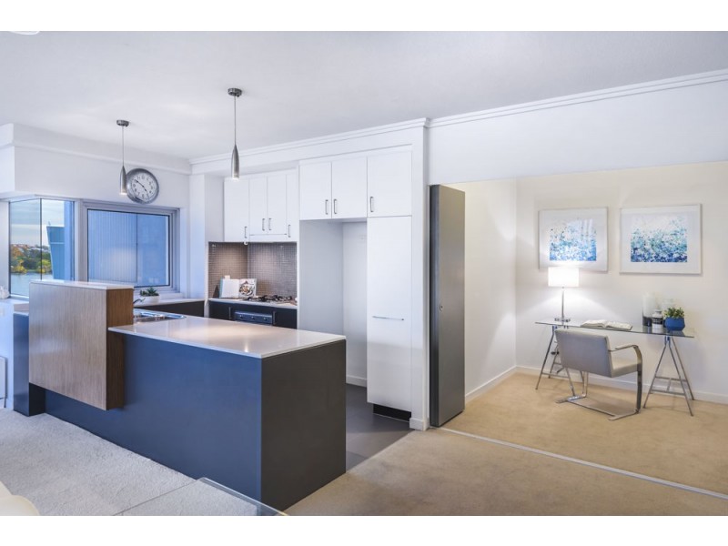 824/43 Hercules Street, Hamilton QLD 4007