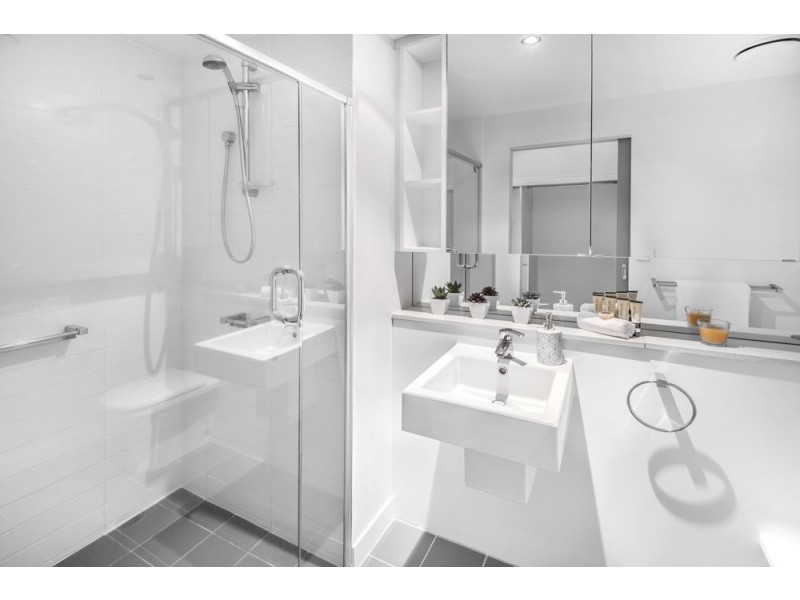 824/43 Hercules Street, Hamilton QLD 4007