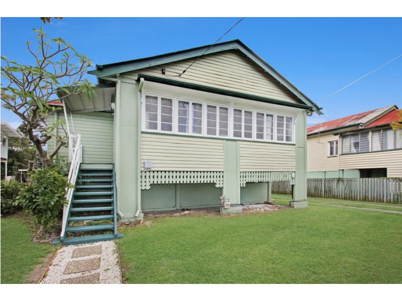 68 Nudgee Road, Hamilton QLD 4007