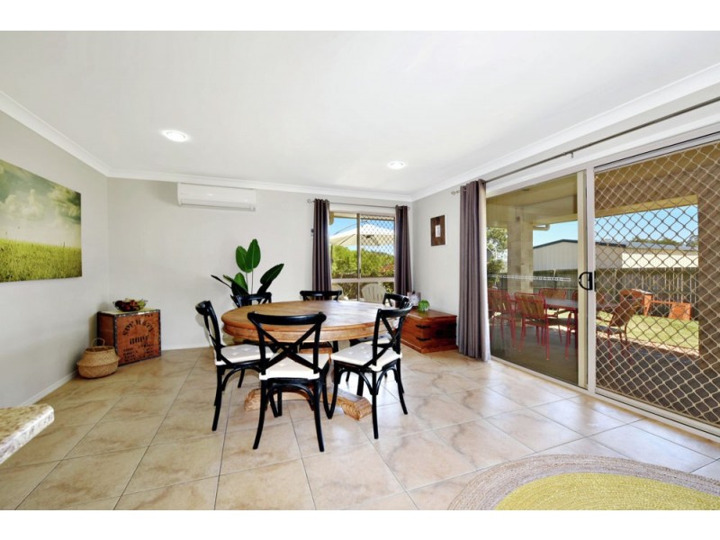 44 Wareena Crescent, Glenvale QLD 4350