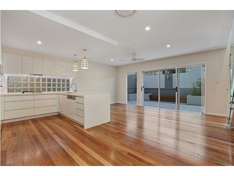 2/83 Reeve Street, Clayfield QLD 4011