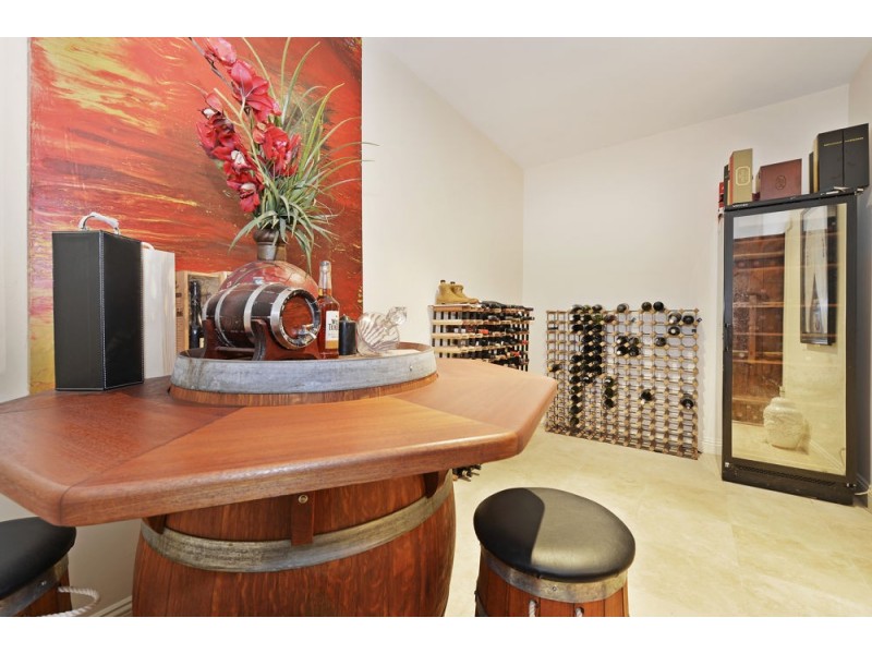 70 Hipwood Road, Hamilton QLD 4007